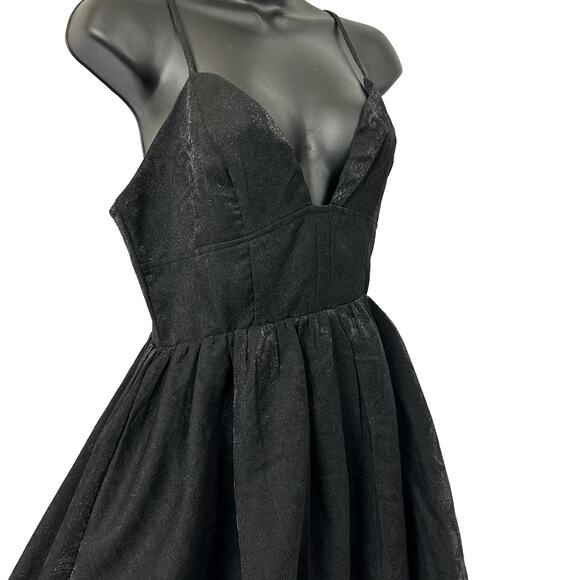 STORIA Women’s Sz S Black Jacquard Mini Dress Spaghetti Strap Bubble Hem Shimmer - Picture 2 of 15